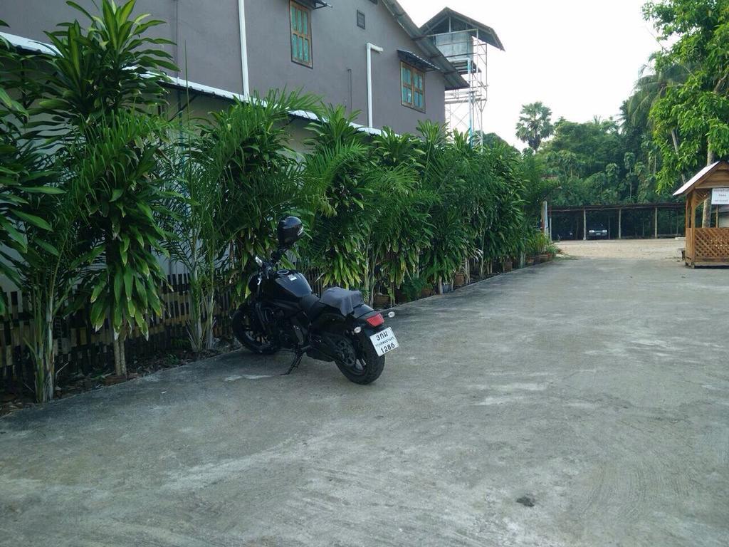 Thongphaphum Place Exterior foto